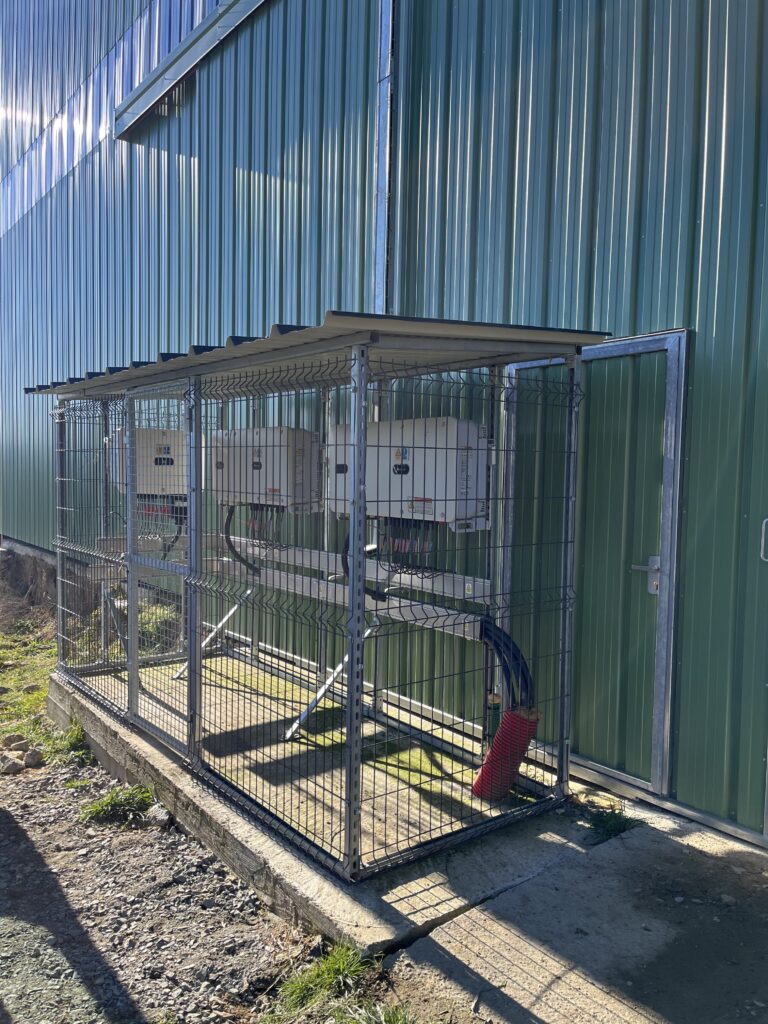 Connexion Ethernet blindée entre onduleur photovoltaïque et GME à Perpignan 66000.